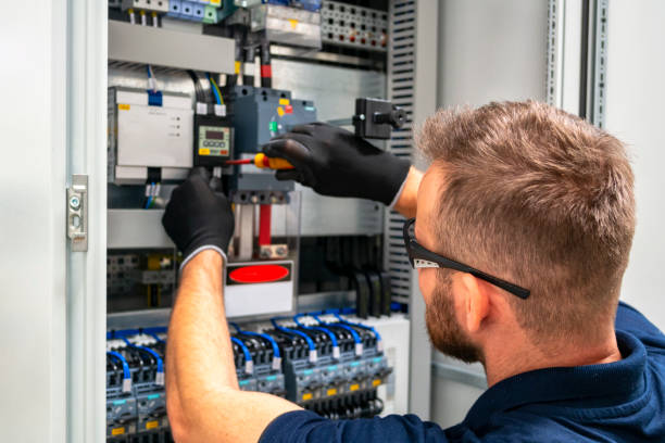Best Circuit Breaker Repair  in Adrian, MN